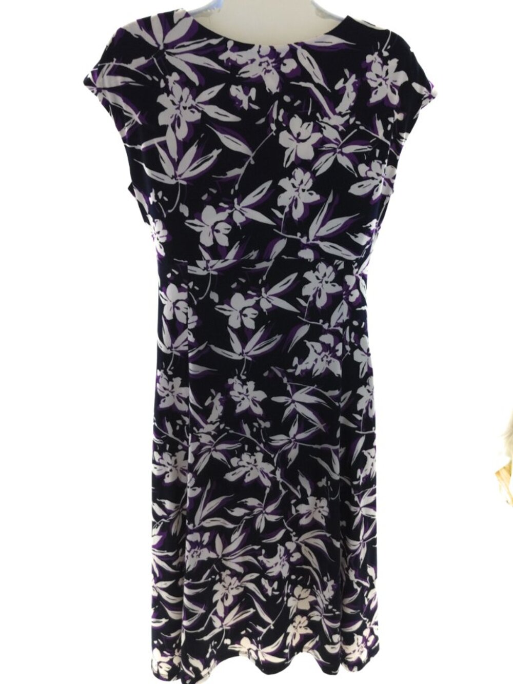 CHAPS Floral V-Neck Empire Waist Stretch Dress Medium - Picture 3 of 5